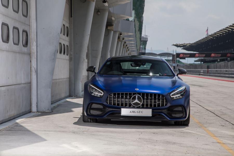  Mercedes-AMG GT C (C190) 2019 года  (MY) (фото 11 из 16)
